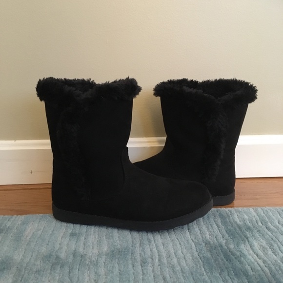 Cat & Jack boots